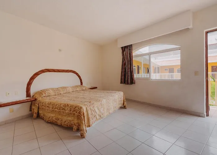 Rosalinda's Hotel